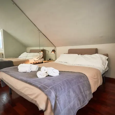 Guesthost - Con Balcone Per 2 Persone * 밀라노