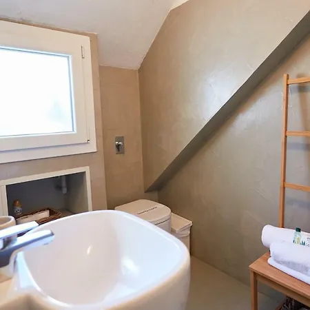 아파트 Guesthost - Con Balcone Per 2 Persone 밀라노