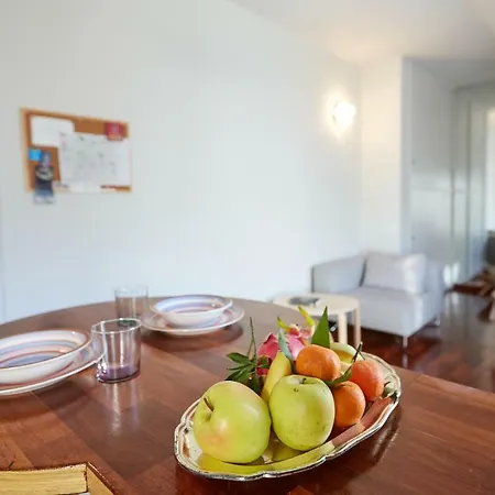 Apartment Guesthost - Con Balcone Per 2 Persone Milan